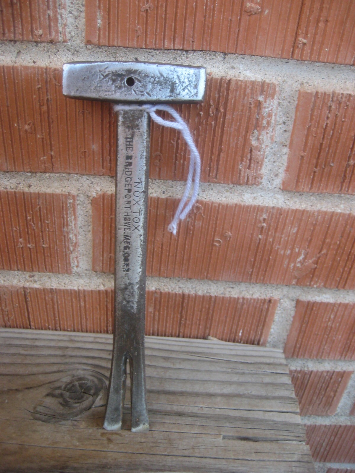 Vtg 6 oz. Head Size * BRIDGEPORT HDWE MFG CORP * Hammer Pry Bar Nail Puller USA
