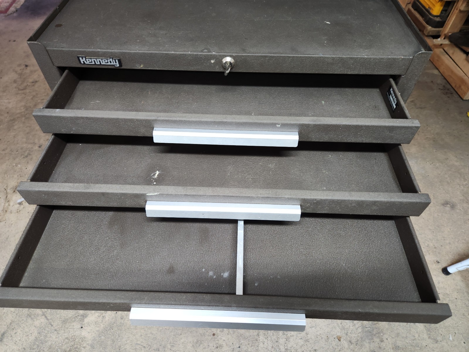 Kennedy Tool box 7 Drawer tool box from 90s (bottom roller Only)