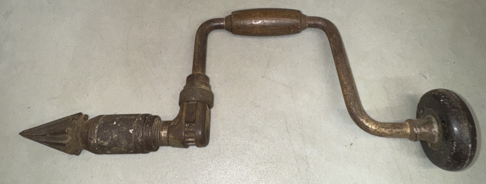 Vintage Stanley No. 945 10″ Ratcheting Reversable Hand Drill Wood Handle Working