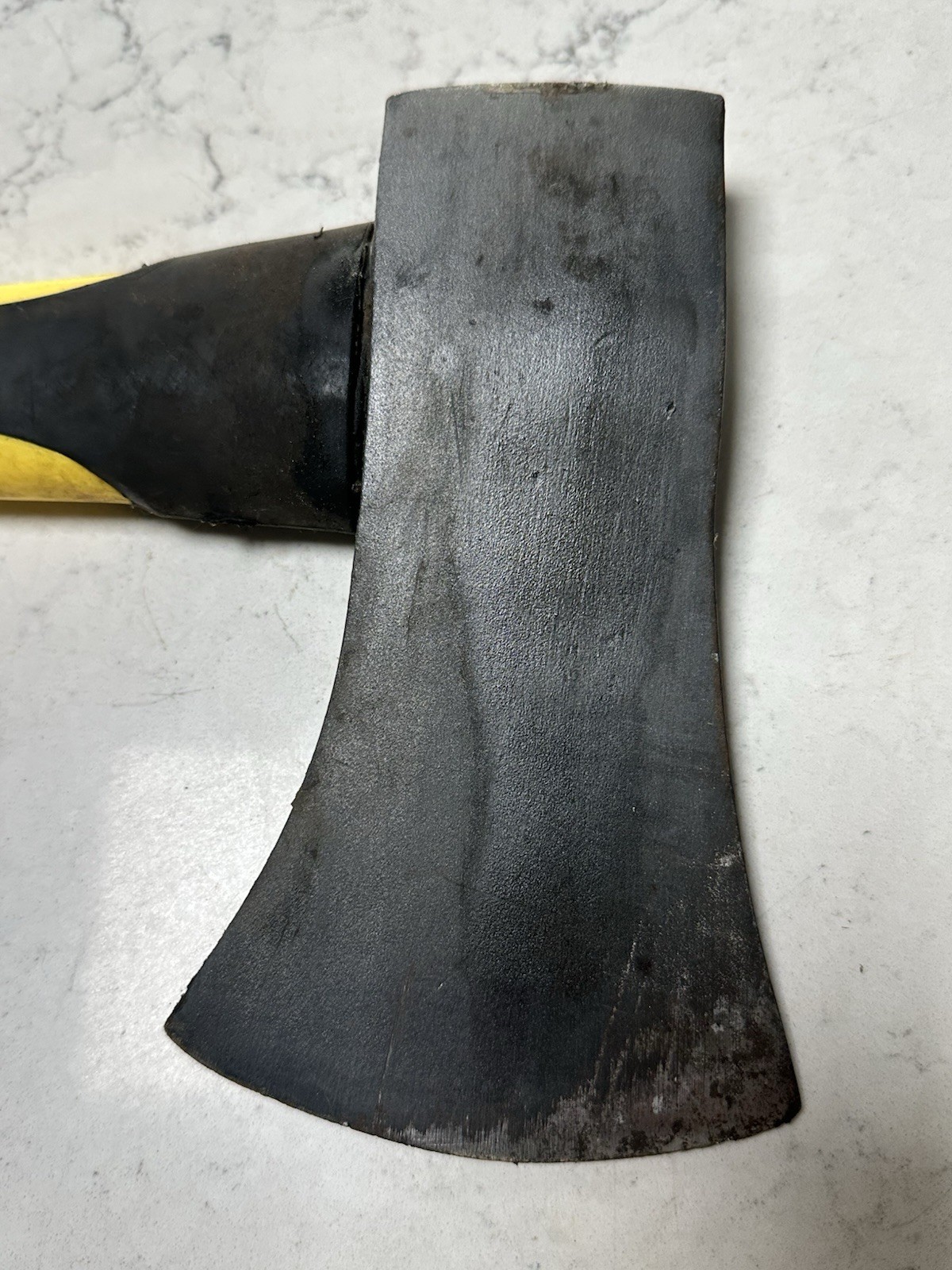 Truper 3.5 lb Single Bit Axe 34” Fiberglass Handle Michigan Style