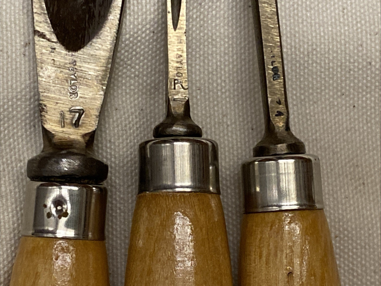 Vintage Henry Taylor England 11 Piece Wood Carving Chisel / Gauge Set