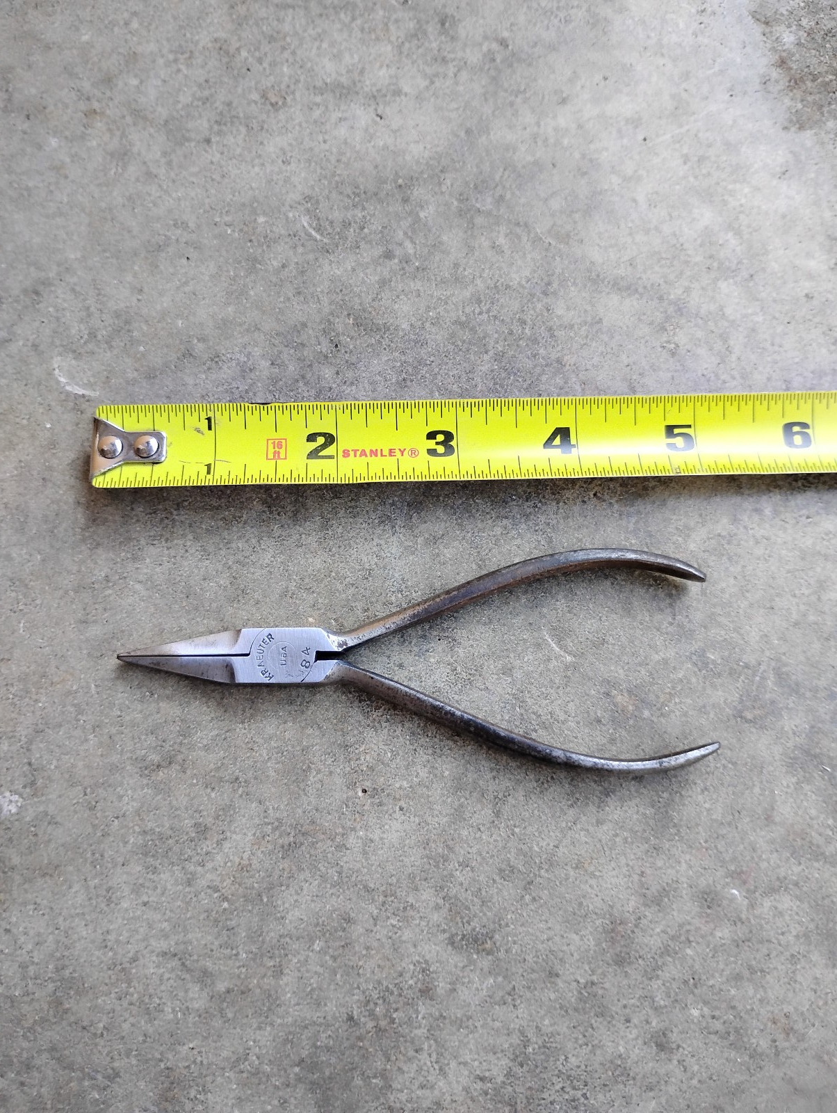 Small Vintage KRAEUTER No. 84 Duck Bill Pliers 4-3/4″ Long