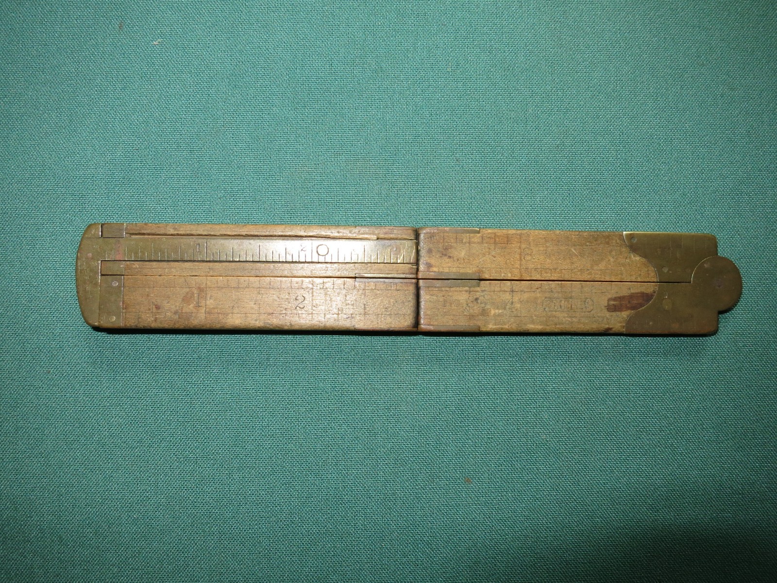 Stanley No. 32 Rule Boxwood Caliper Rule