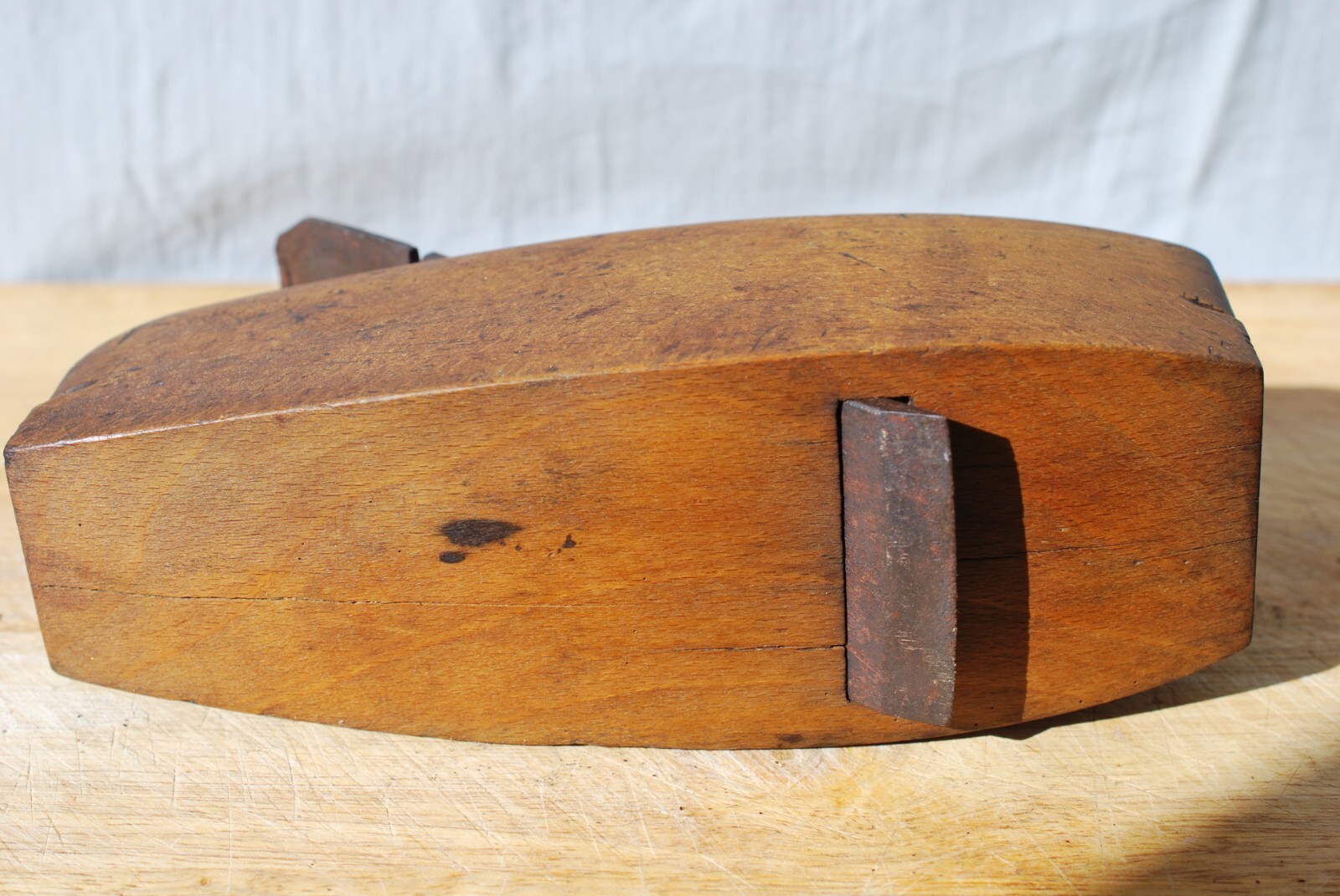 Antique L & I J White Wood Coffin Smoothing Plane w/cast steel warranted blade