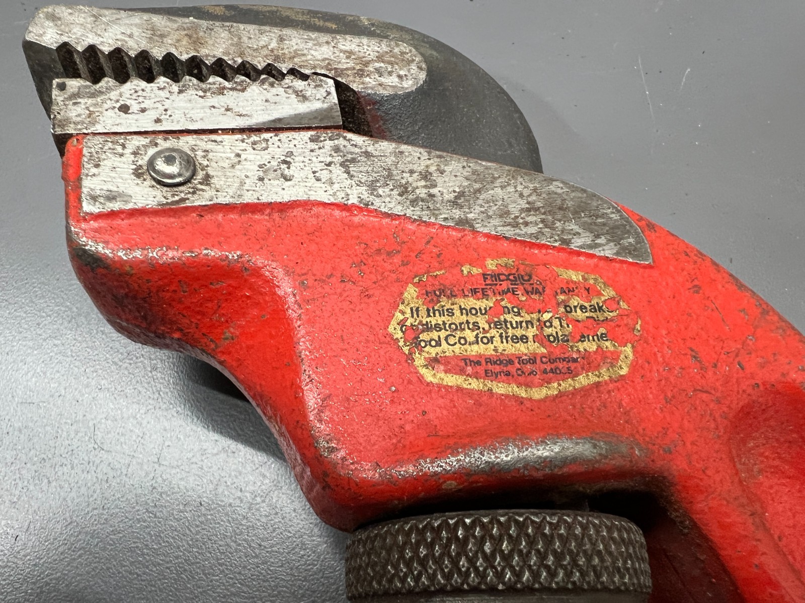 (n) VINTAGE RIDGID RIDGE TOOL E18 OFFSET PIPE WRENCH ELYRIA OH – VGC – USA