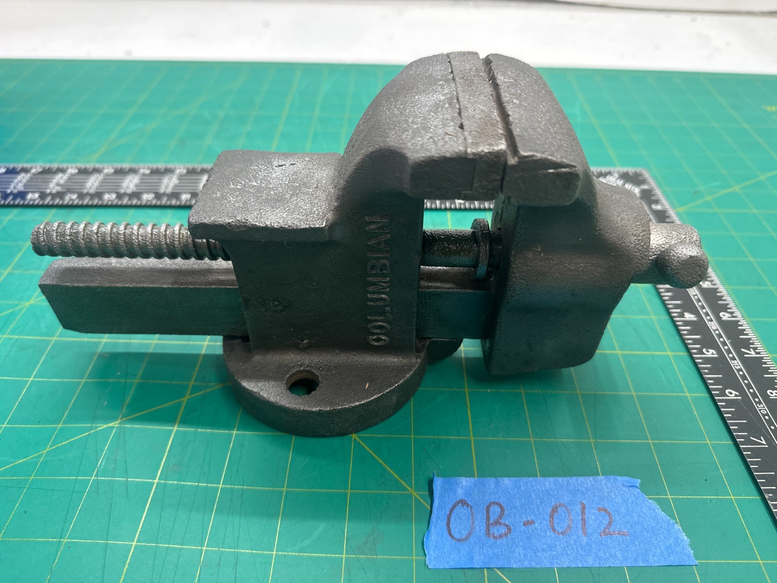 Vintage Columbian Bench Vise No. 143 Col. Hdw. Co. Cleveland USA
