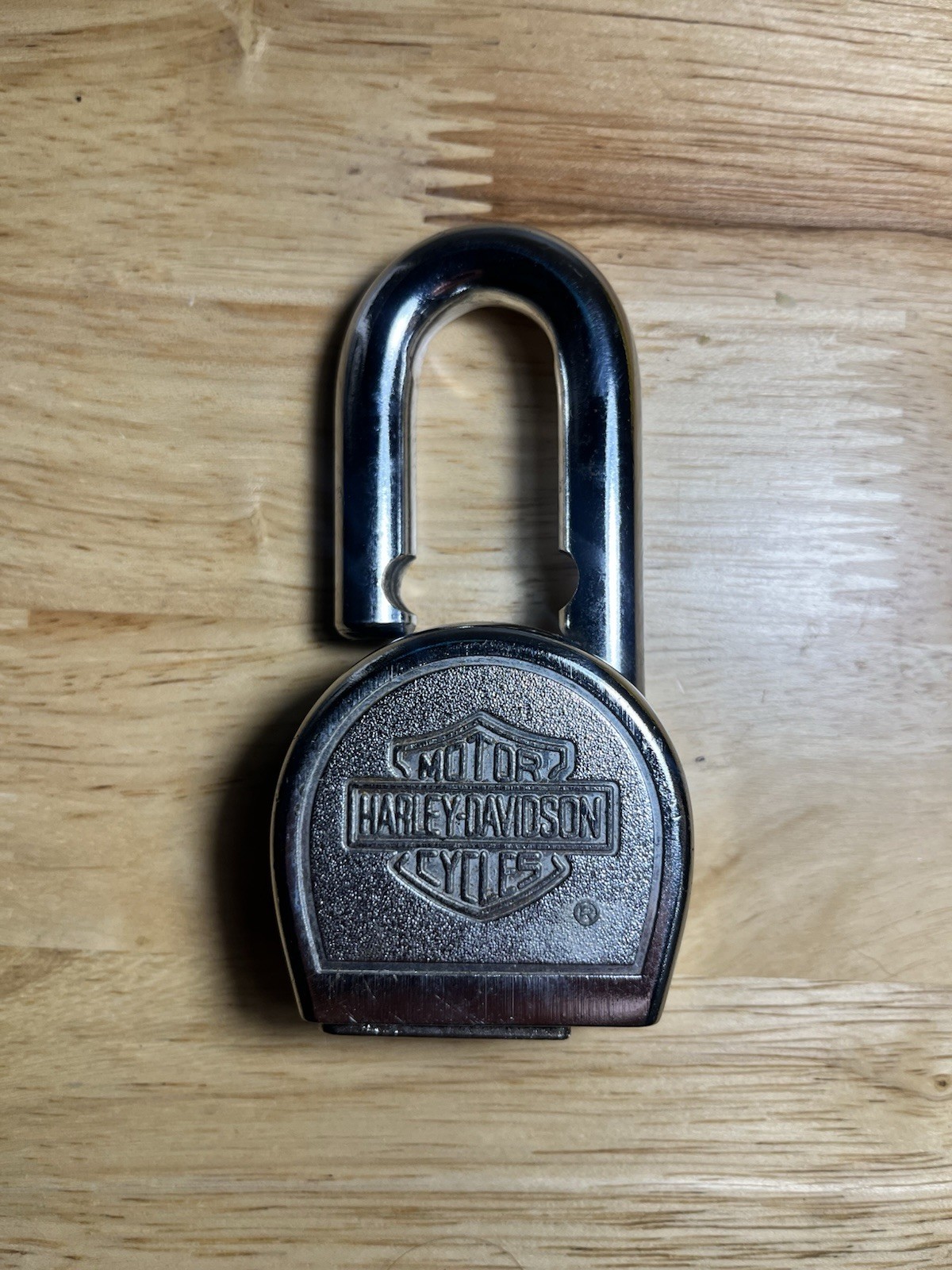 Vintage Harley-Davidson Master Lock No.220 – No Key.