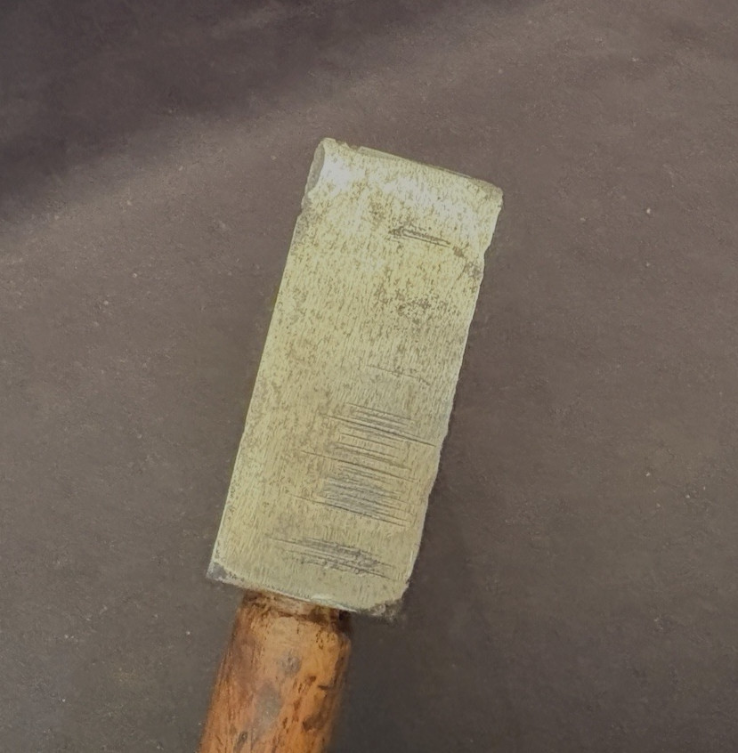 Large Heavy-Duty 26 oz Single Bit 16 1/2″ Unmarked Camp Axe/Hatchet Worth-a-Look