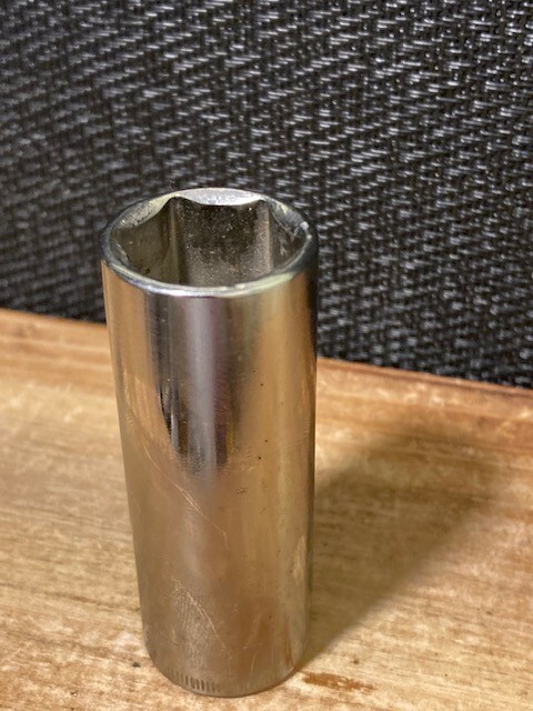 Used Craftsman 3/8in-Drive 17 mm Metric Deep Socket 6-Pt (44434) MADE IN USA