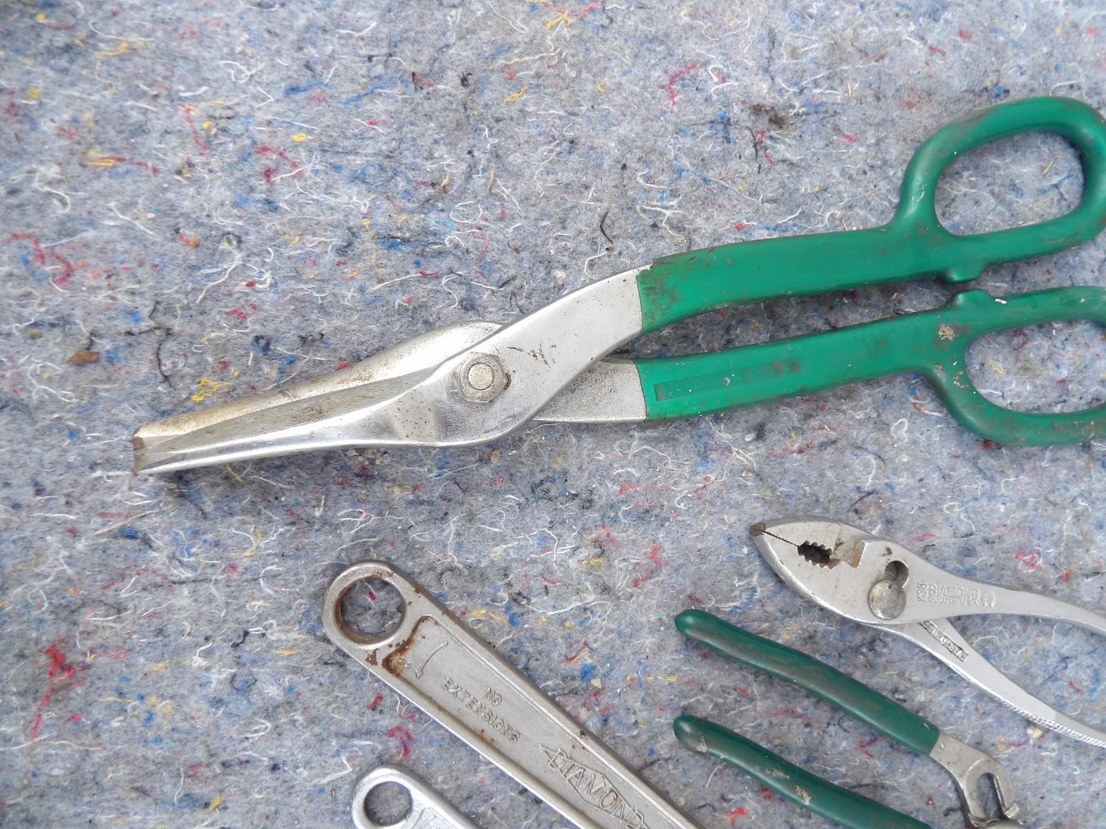 Lot of 7 Diamond Tool, Duluth, Diamalloy USA, Blue Point wrench snips pliers