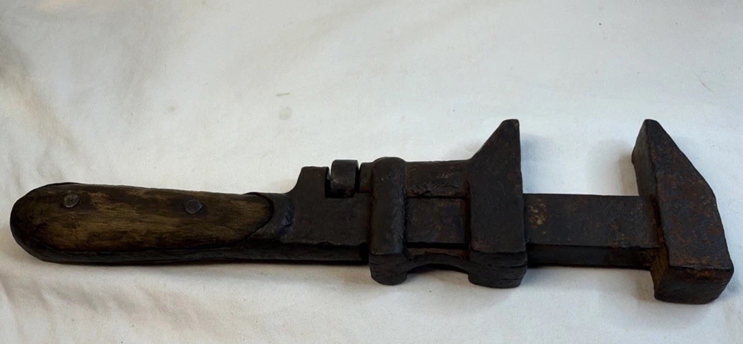 10″ Vintage Adjustable Pipe Wrench Wood Handle