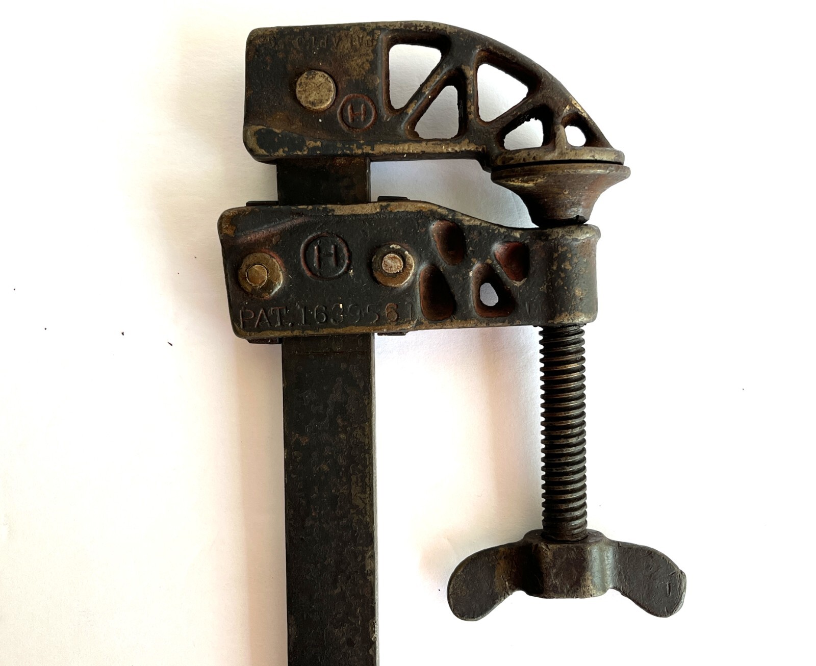 ANTIQUE C.T. CO. (CINCINNATI TOOL CO.) 16” CLAMP #415/416, PATENT #1639561