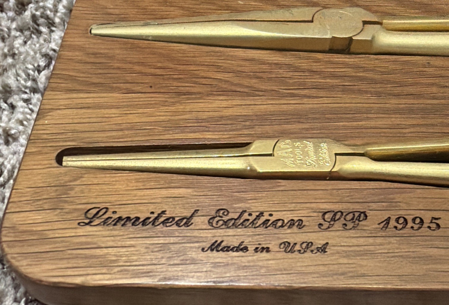 Mac Tools. SP 1995. 24K Gold-Plated Limited edition. 2 Piece Pliers Set.