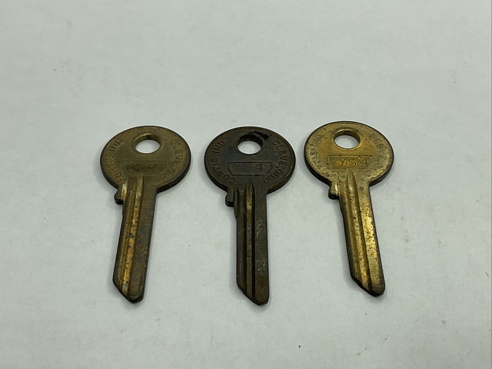 Curtis Industries NOS Key Blank Lot Of 3 Uncut Y54 Brass Keys C-CK110