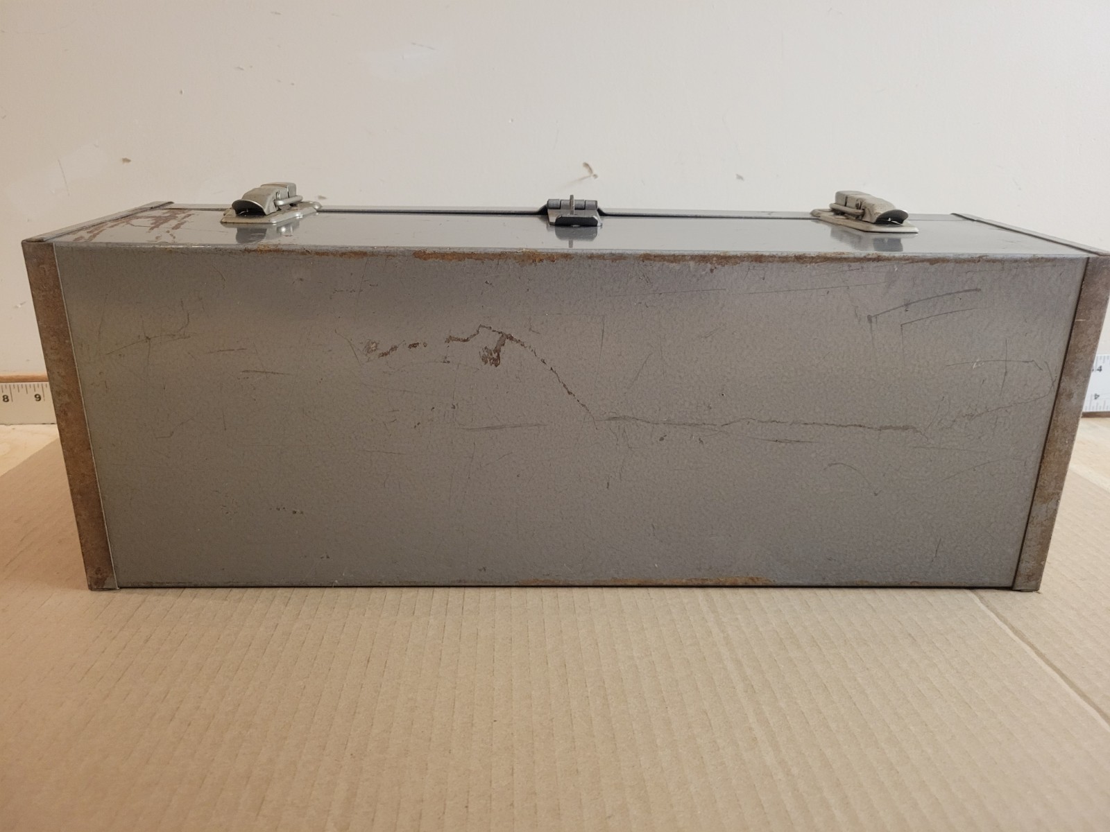 Craftsman Crown Logo Hip Roof w/ Tray Metal Tool Box Vtg USA /b
