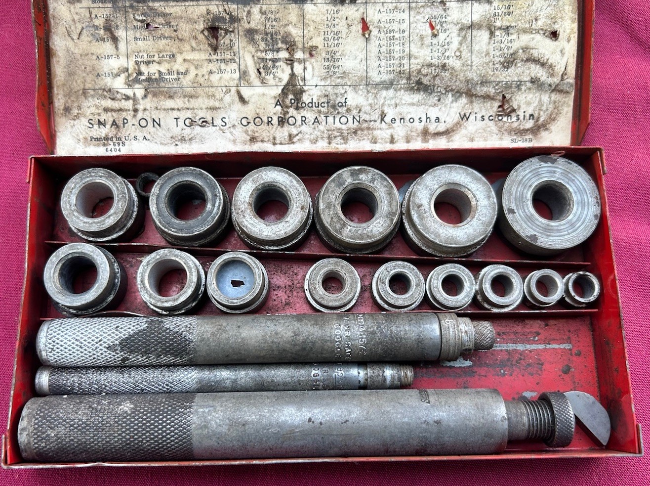 Vintage Snap On / Blue Point Tools A-157A Bushing Driver Set Original Case