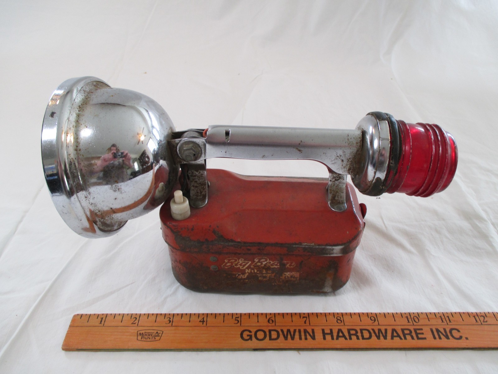 Vintage Big Beam Beacon Lamp NO. 164 Flashlight Lantern Flashing Red Light USA