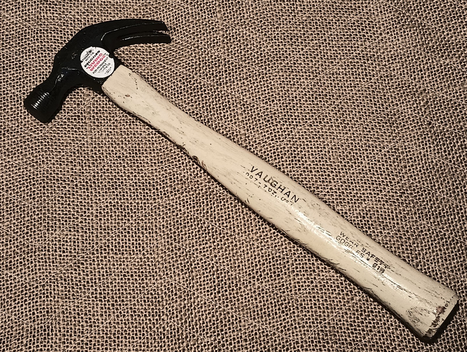 VAUGHAN 7 oz. Claw Hammer DD7 Wood Handle-Made in USA