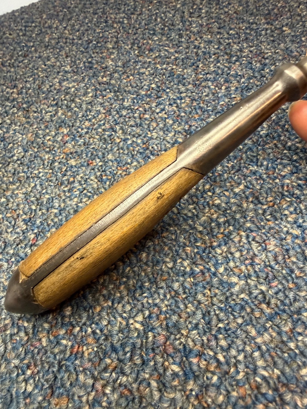 unbranded perfect handle screwdriver, good condition