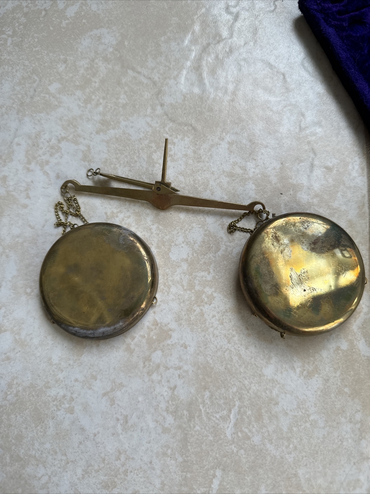 Vintage Brass Gold Jewelry Scales Made in India Set w/ Box Looks Complete? Nice