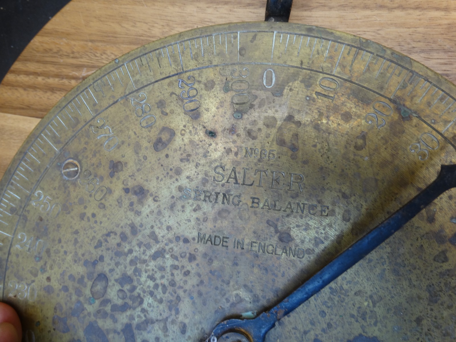 Antique Brass Salter Spring Balance Slaughterhouse No. 85 Made England 300 lbs.