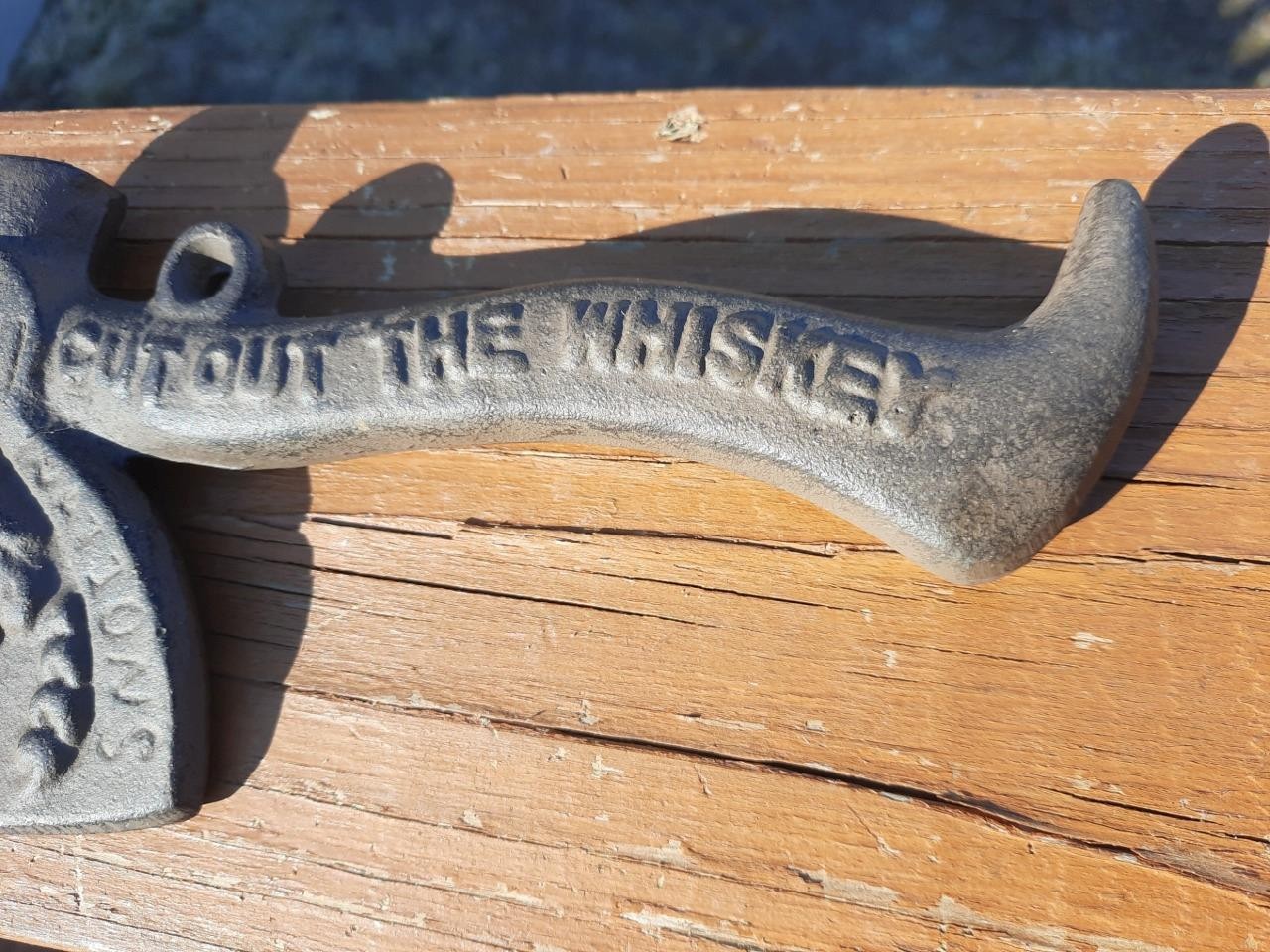 1901 WHISKEY PROHIBITION CAST IRON AXE ART STOVE CO DETROIT MI ADVERTISEMENT