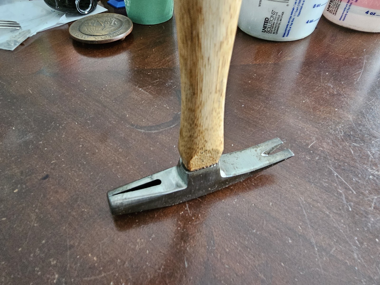 VINTAGE VAUGHAN UPHOLSTERS HAMMER LEATHERWORKERS MAGNETIC TIP TACK HAMMER NICE!