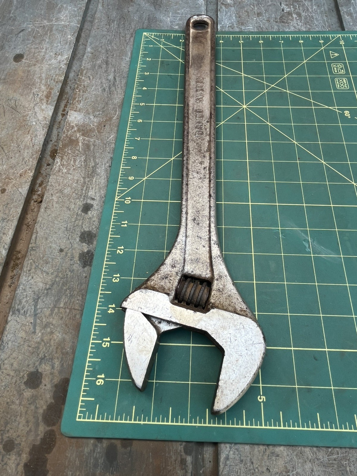 bahco adjustable spanner 18” V Steel 0675 Vintage Wrench