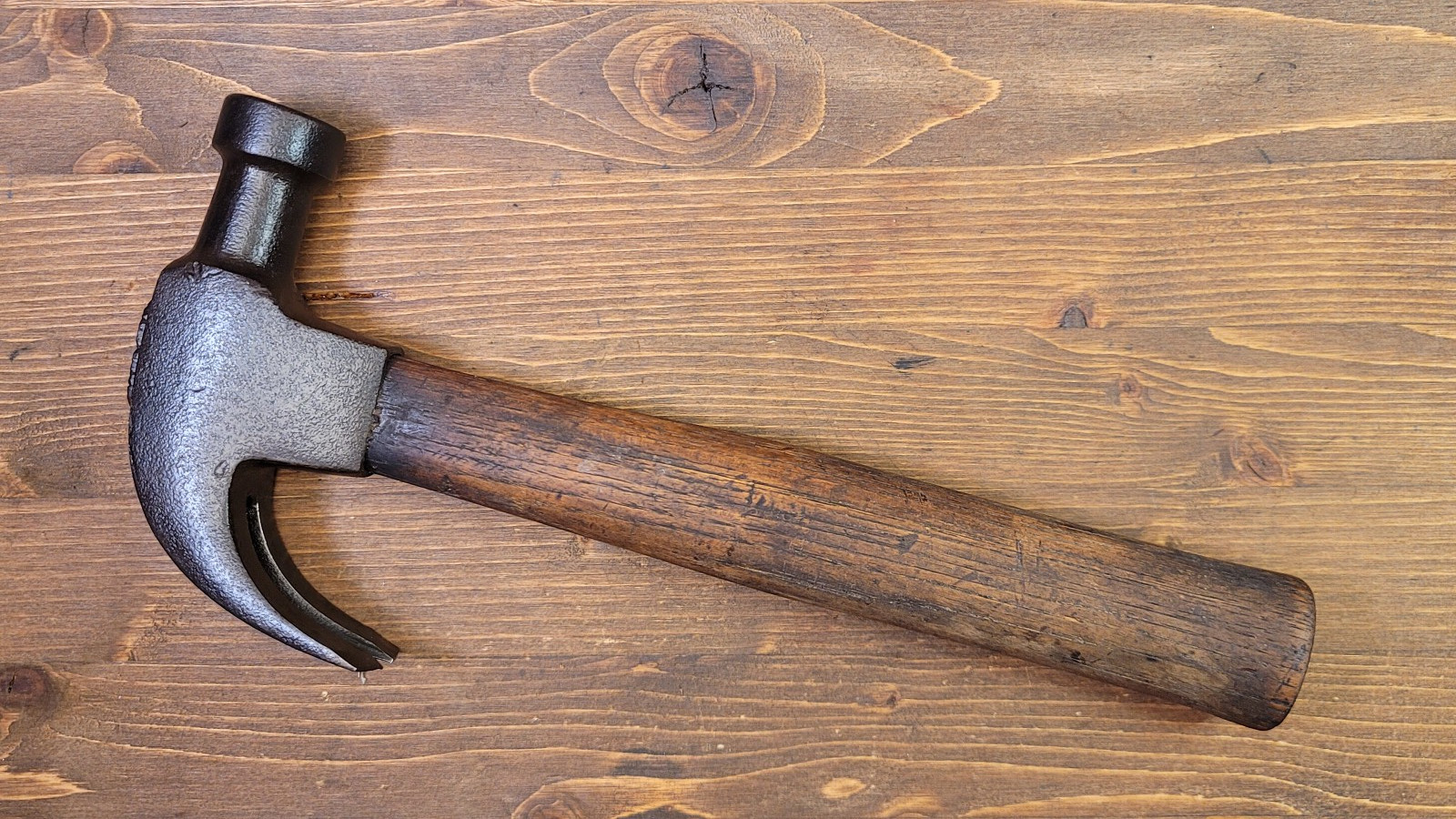 Vintage “Value Brand” Claw Hammer Old Tool Wood Handle – Relic of the Past