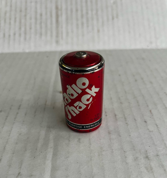 Vintage Radio Shack Red D Size Battery All Purpose Enercell 1.5V 23-466