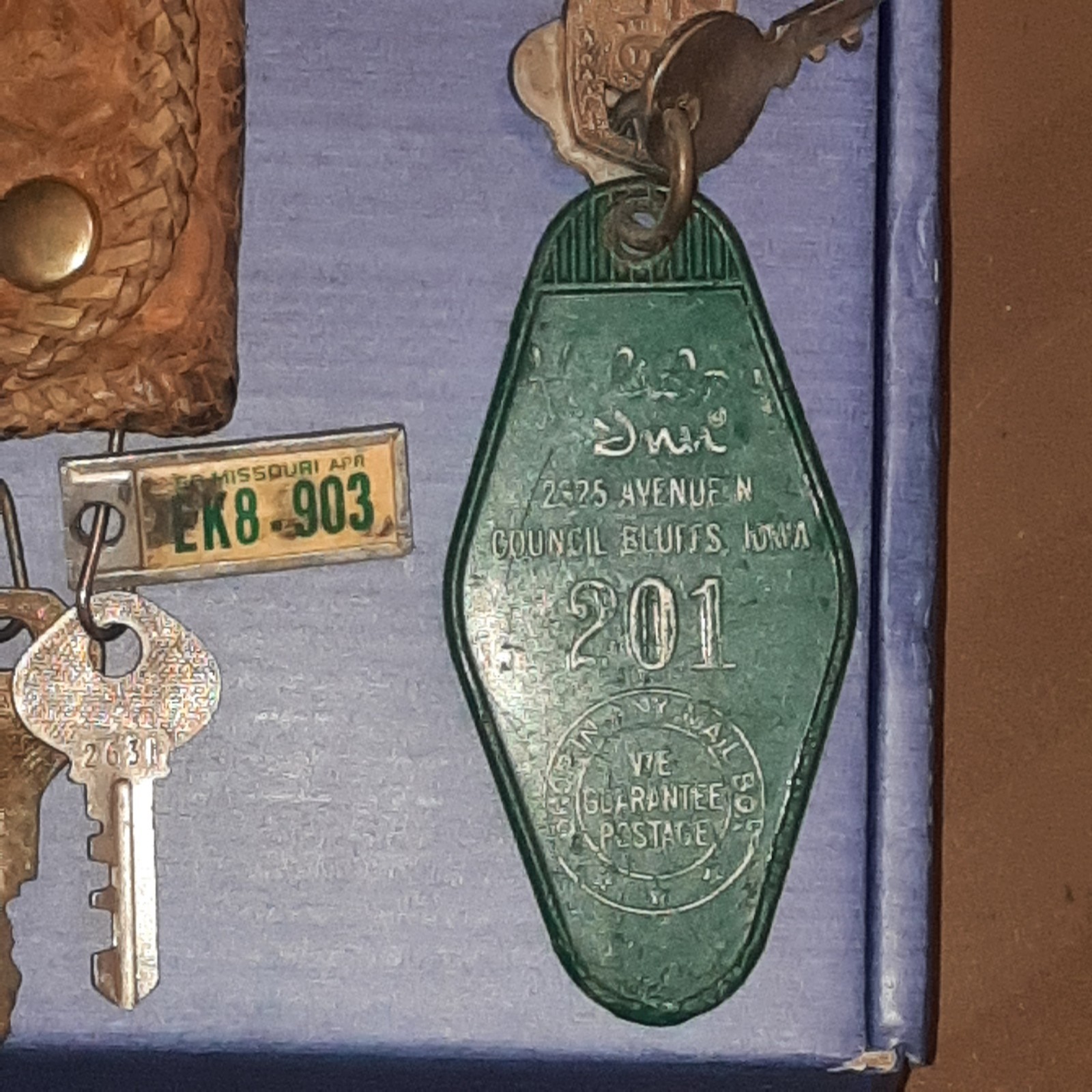 Vintage Keys Mixed Skeleton Key, Key Chains, car, padlock, door,hotel.