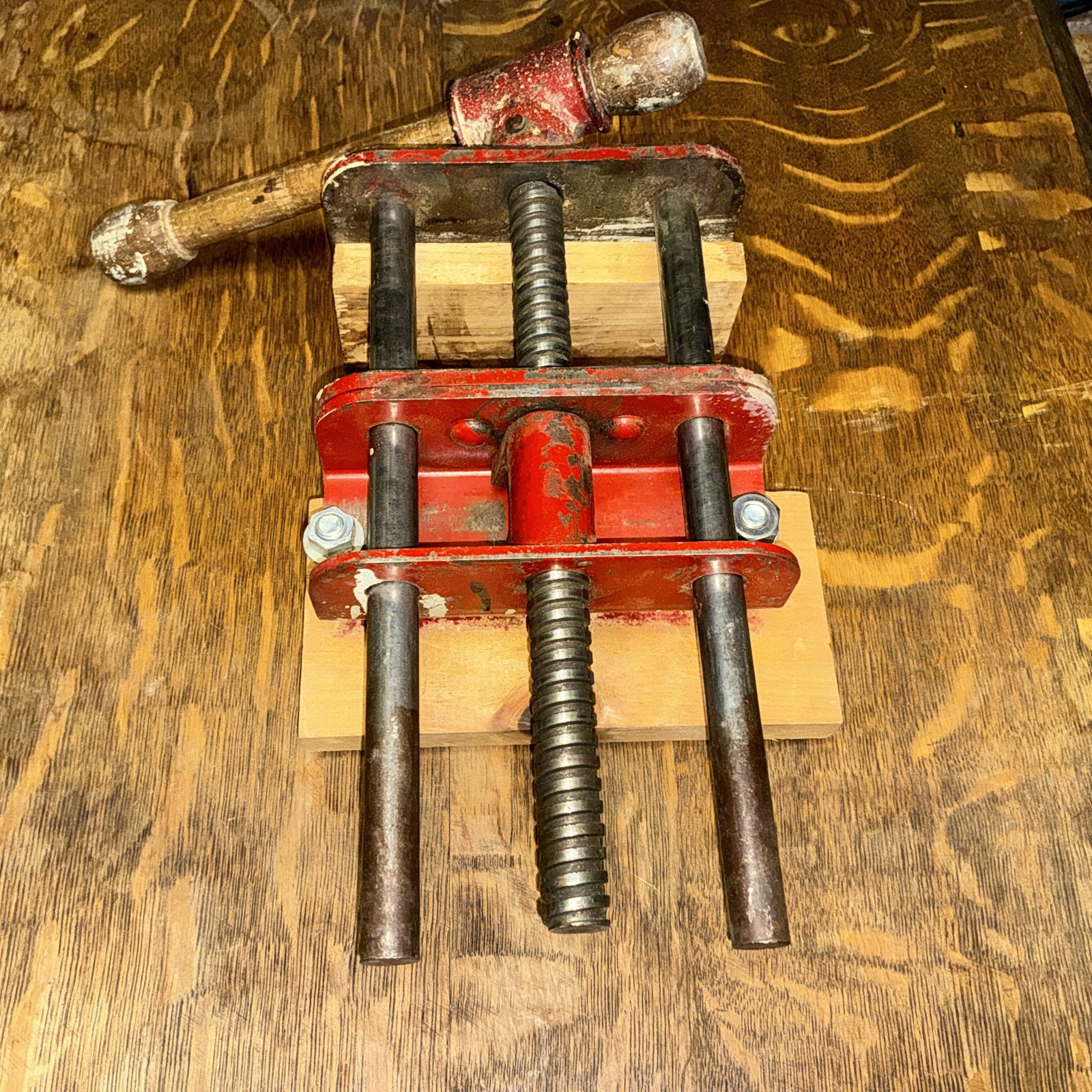 Columbian Woodcraft #6-C woodworking Vise Working Condition