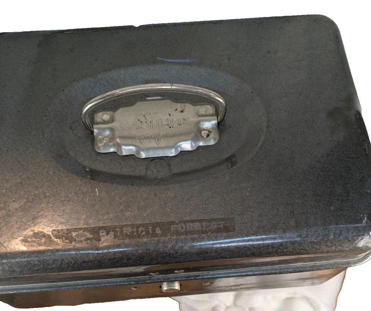 Vintage UNION STEEL CHEST Corporation Leroy, NY CASHBOX Made In USA No Key