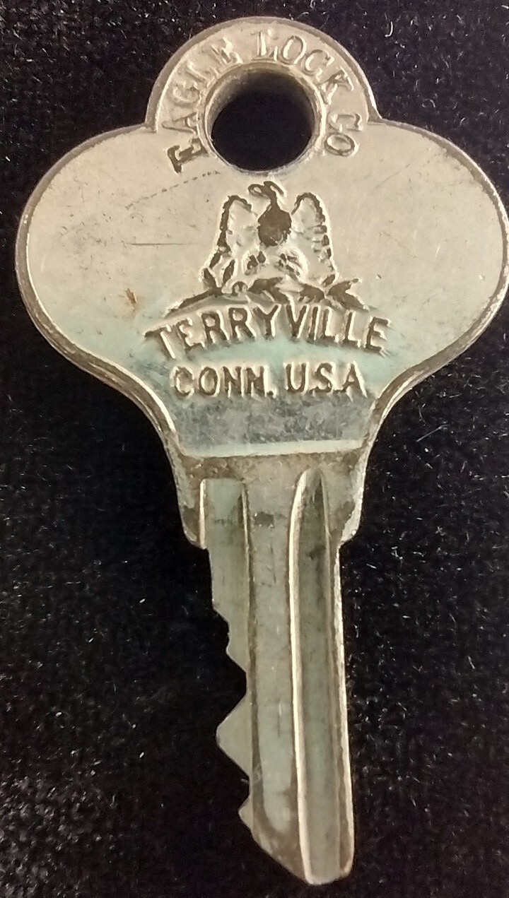 Vintage Key Eagle Lock Co Terryville CT USA Marked A36A155 Appx 1.75″ Padlocks
