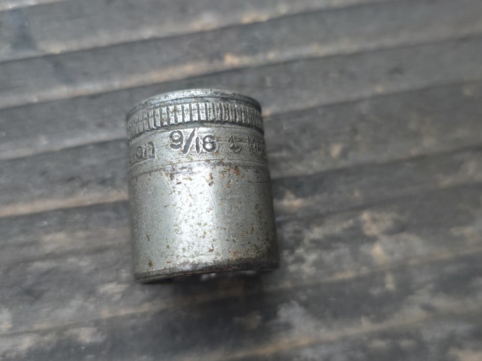 SNAP-ON TOOLS F-180 – 3/8″ Drive 9/16″ 12pt Standard Socket 1941 – USA