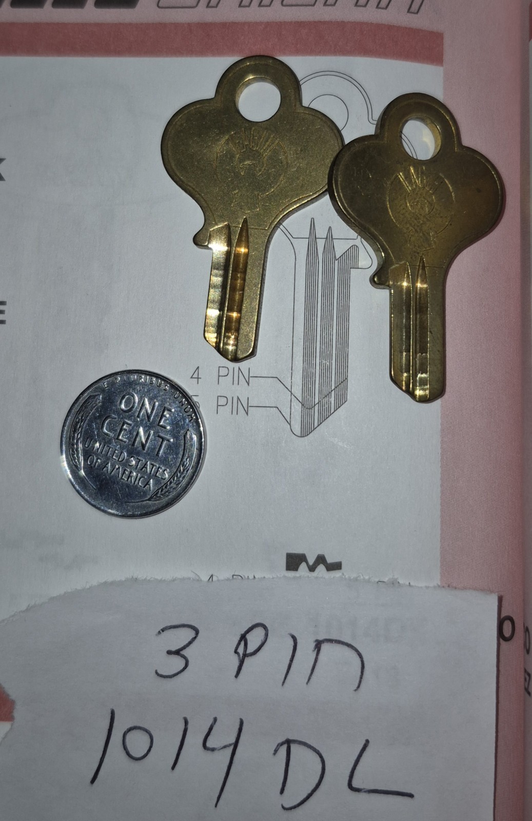Eagle OEM / NOS Antique 1014DL (3 Pin) Padlock / Steamer Trunk Key (1) Blank.