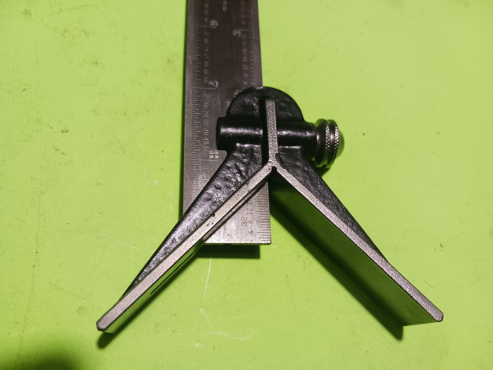 Vtg Union Tool Co. 9″ Combination Square Head,Protractor,center head & 9″ Blade