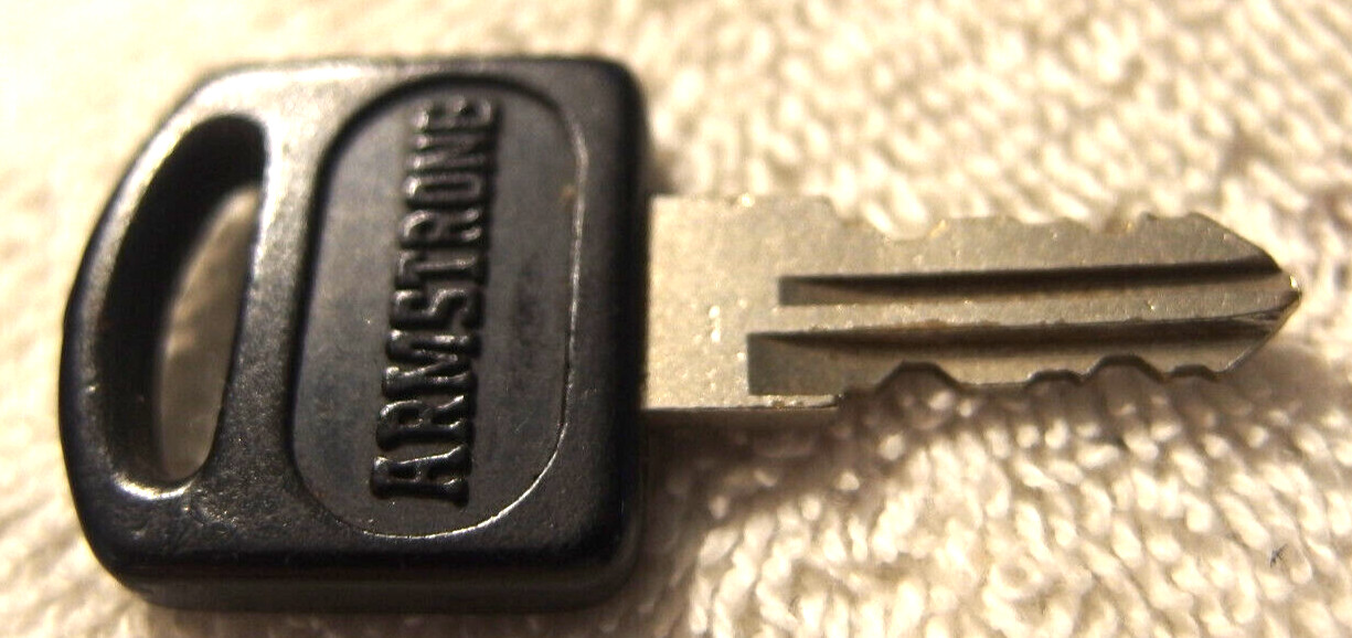 140 ad armstrong 140 key,tool box ? VTG