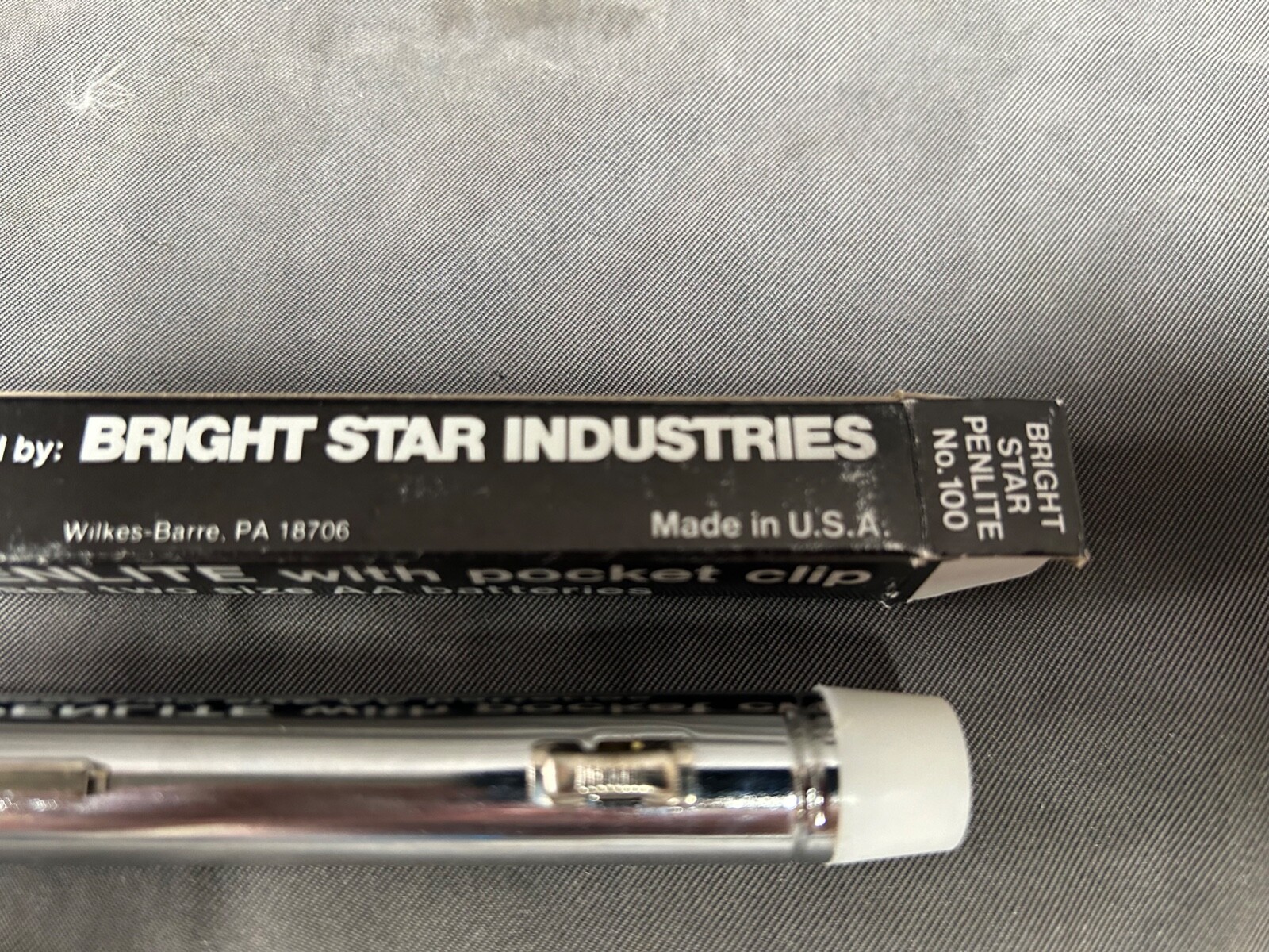 UNUSED Small Vintage Bright Star POCKET Clip Penlite Flashlight (A6)