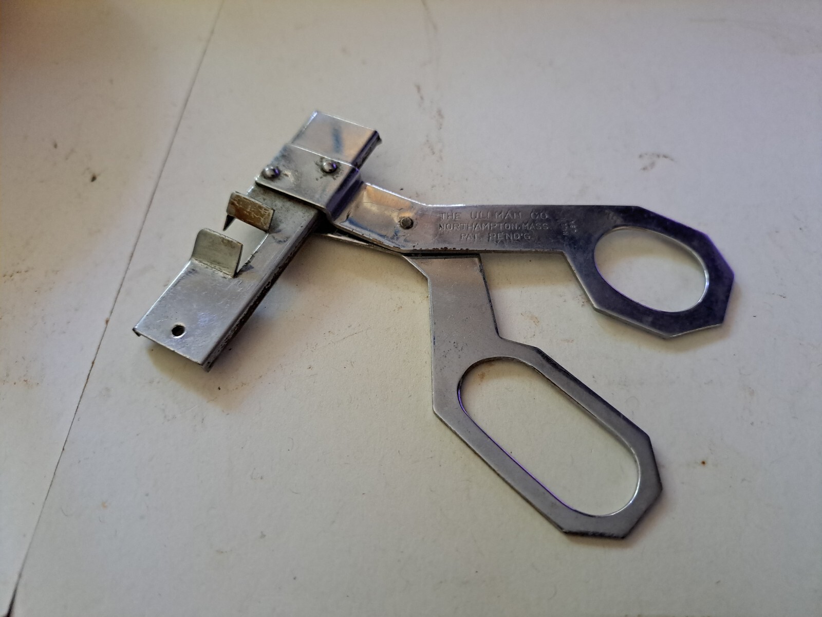 1930’s “Wilt-Less Flower Cutter-The ULLman Co.NorthHampton,Mass Pat. Pend-Free S