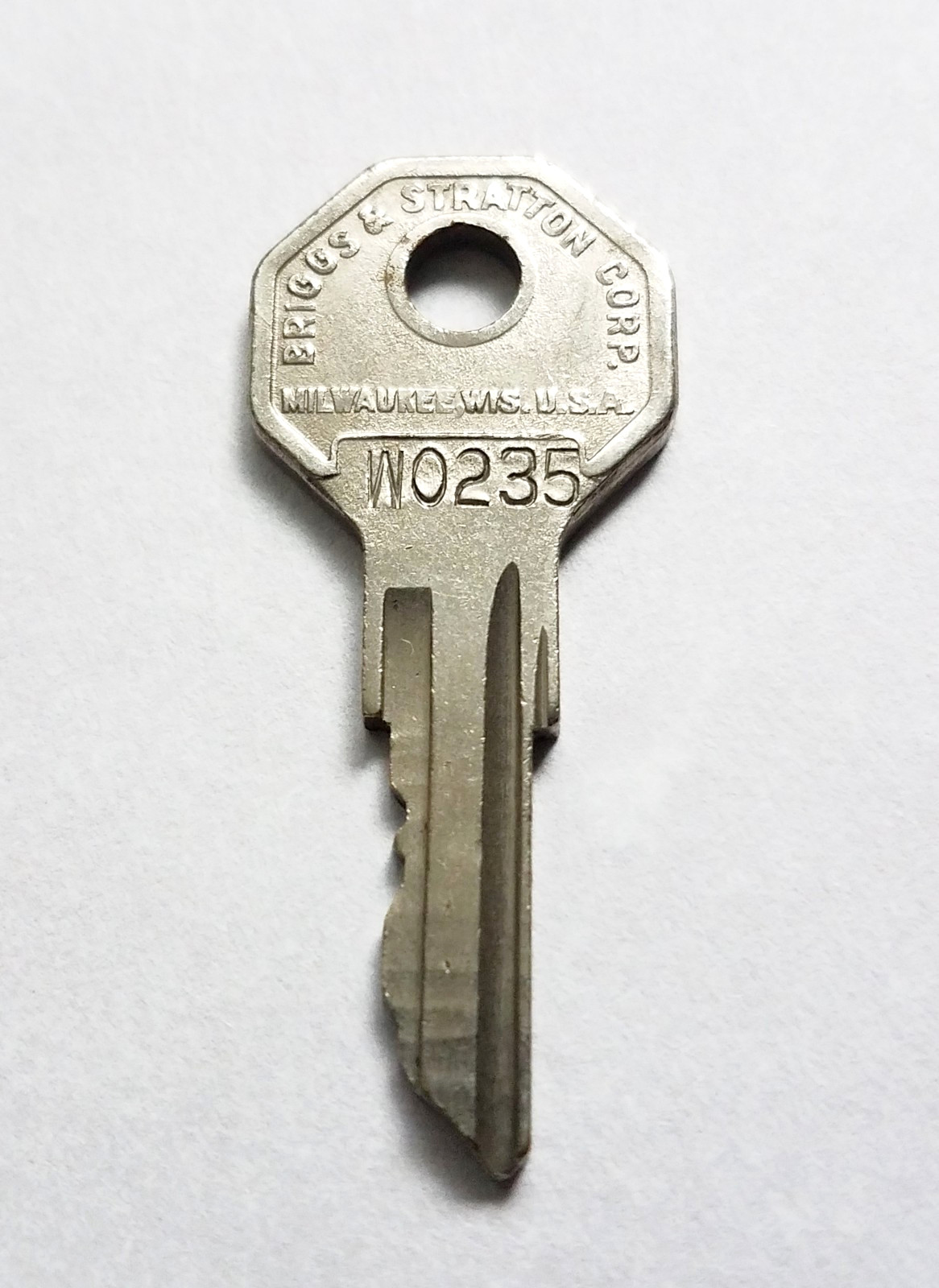 Vtg Briggs & Stratton Key W0235 1929-1934 Willys Knight Overland Durant WO235