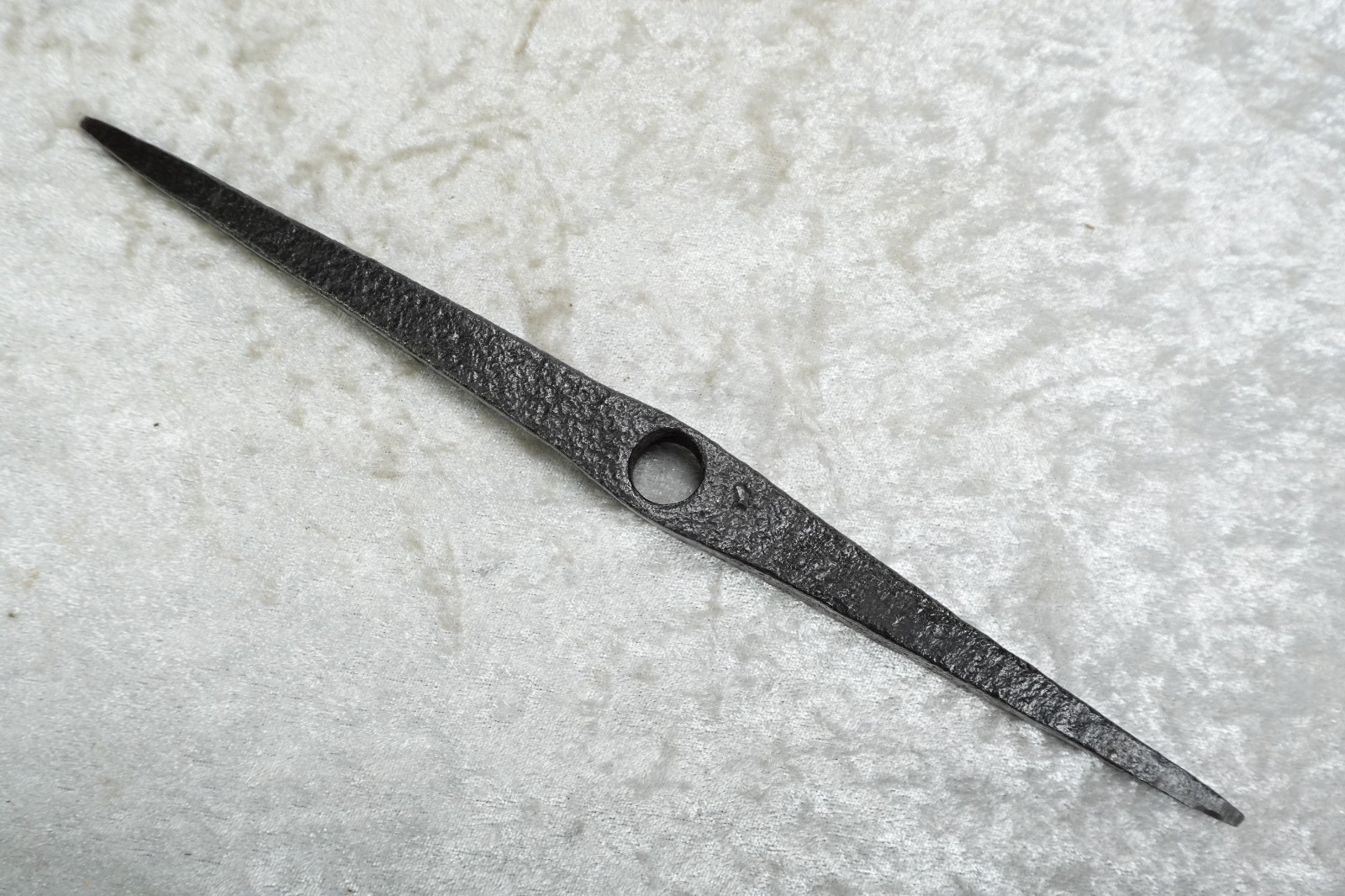 Antique Cast Iron Coal Miner’s Pick Axe Head 12″ Long 1.1 Lbs