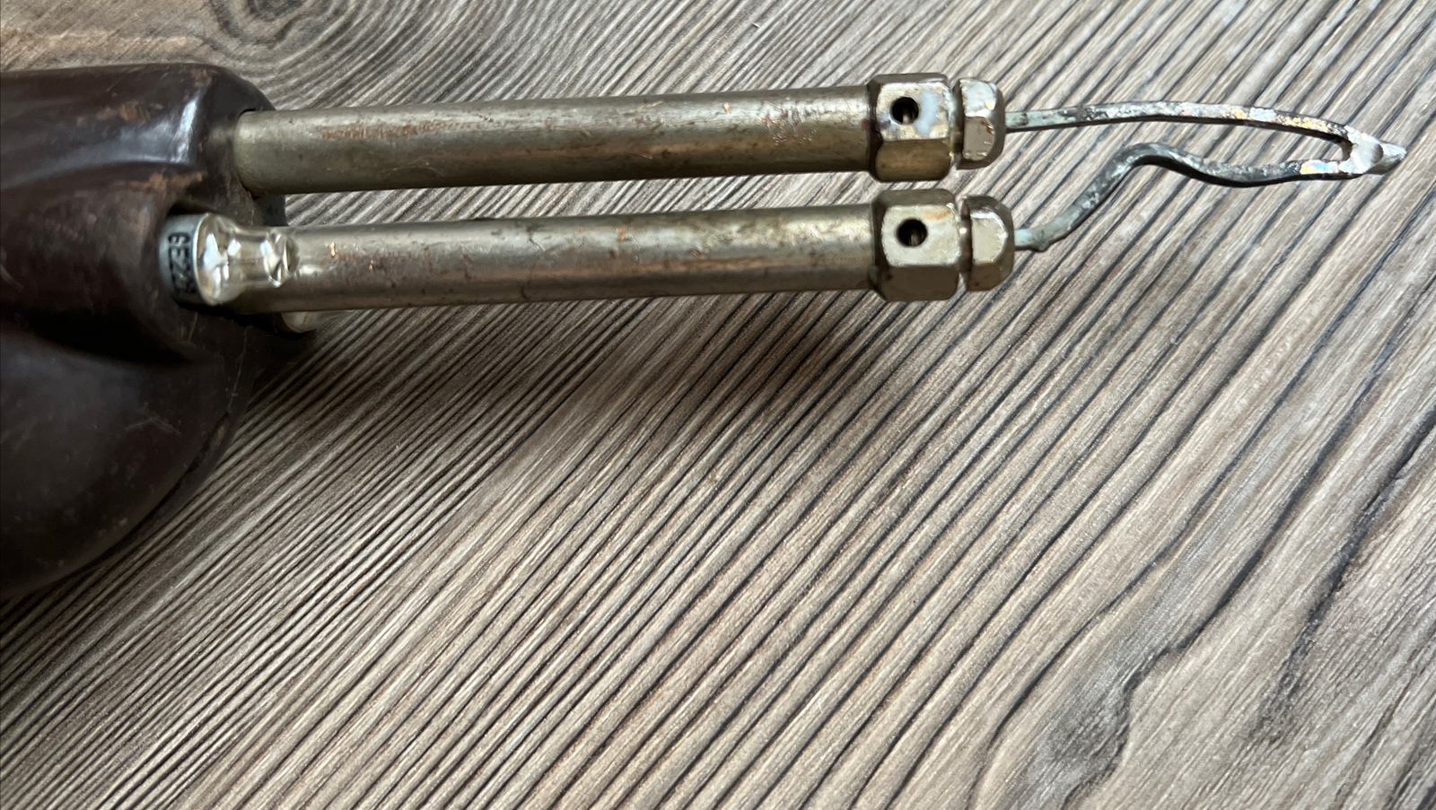 Vintage WELLER Model WD-135-Soldering Gun Iron – Heats up Fast – Works Great