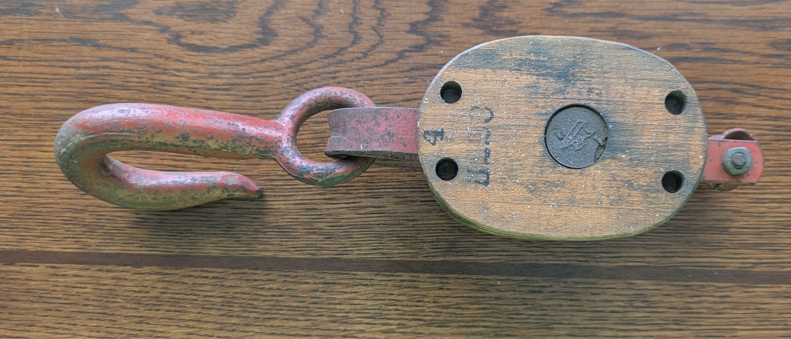 #4 WESTERN BLOCK COMPANY LOCKPORT, NEW YORK CAST IRON WOODEN DOUBLE PULLEY