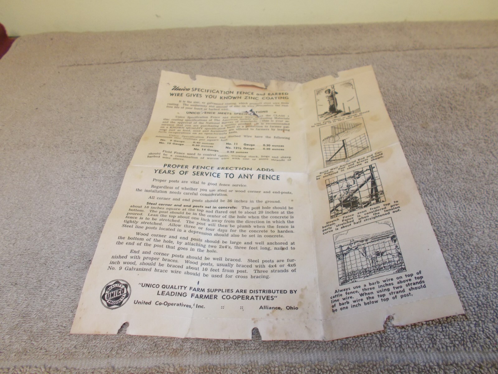 VINTAGE UNICO BARB WIRE FENCE SPOOL PAPER LABEL FARM ANIMALS ADVERTIZING SIGN