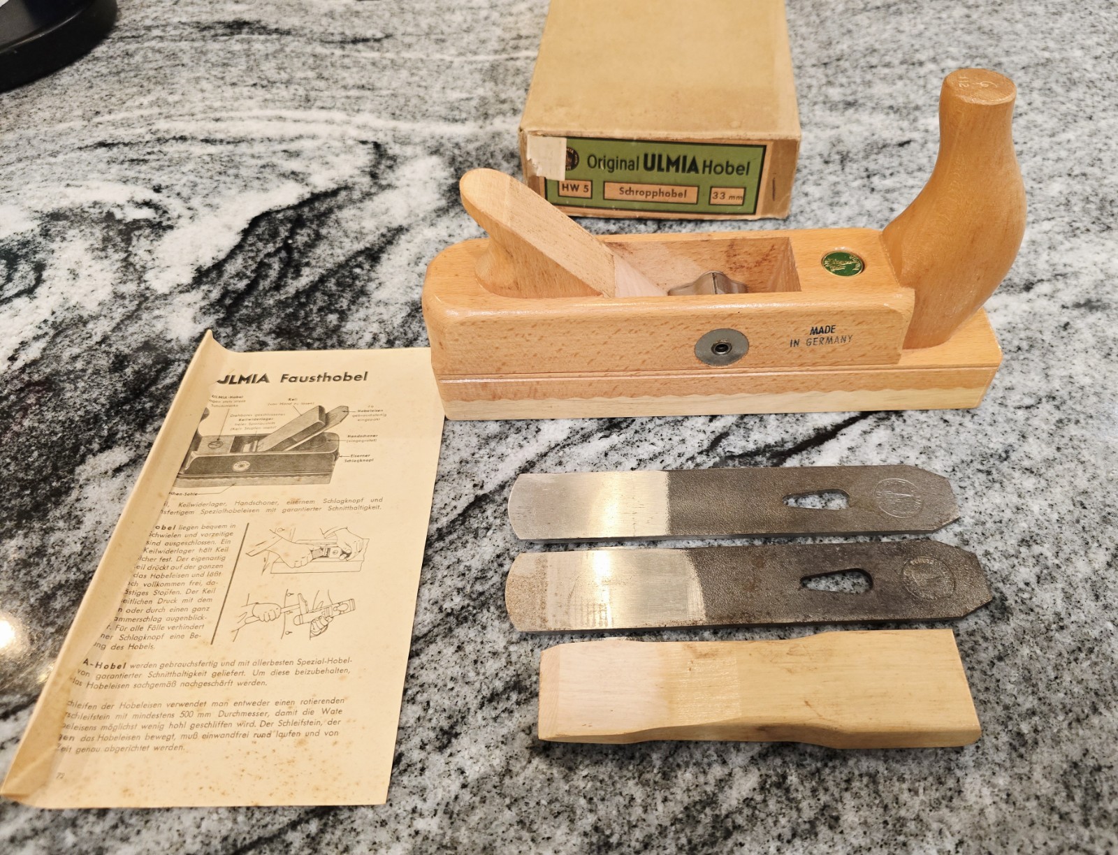 Ulmia Hobel HW 5 Schrupphobel 33 mm – Scrub Plane – W/ Box & Extra Iron – NICE!