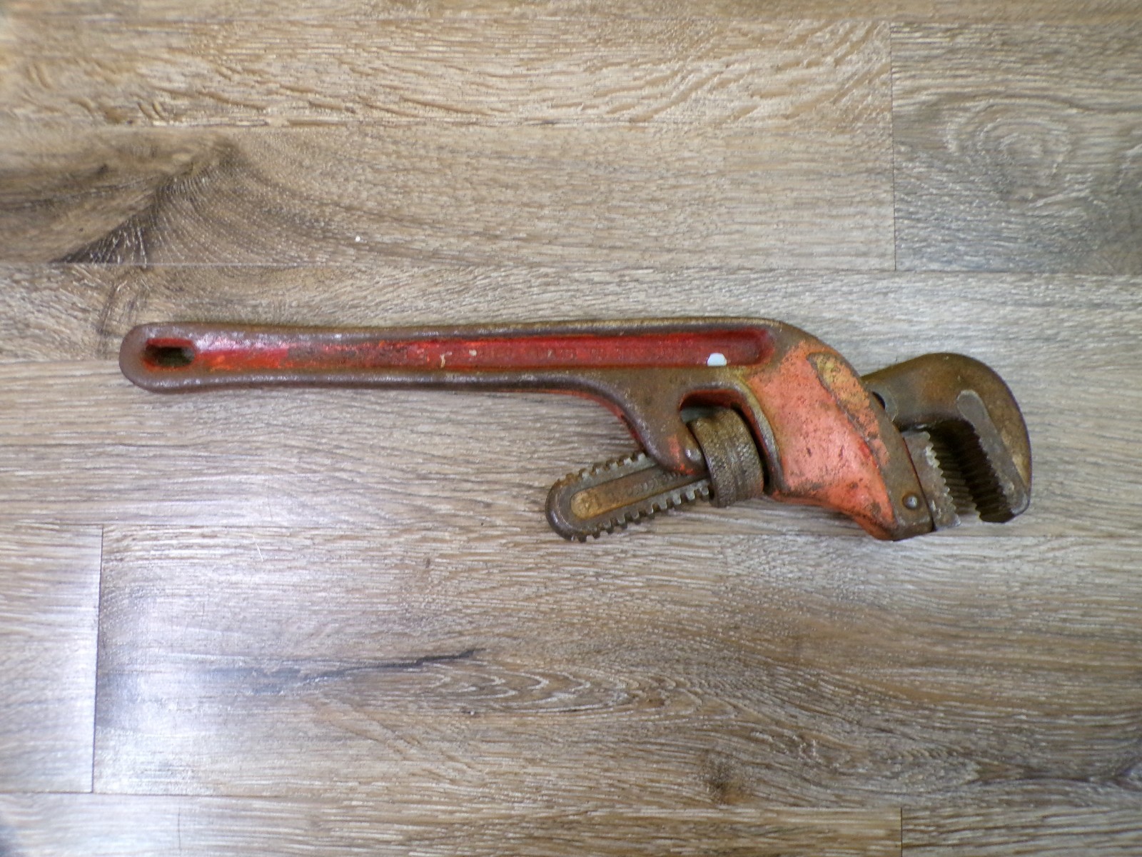 RIDGID Vintage 14″ Off-Set E14 Monkey Pipe Wrench – USA