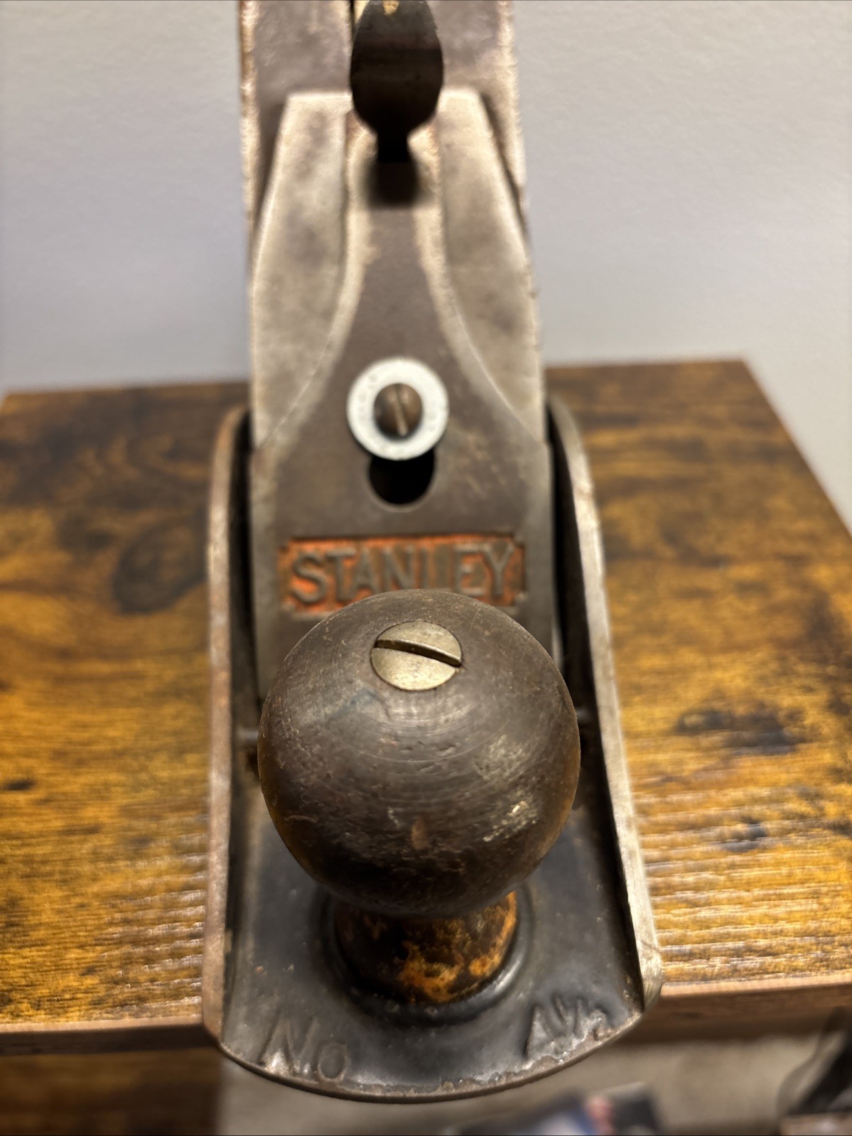 Early Vintage Stanley Bailey No 4 1/2 Smoothing Carpenters Wood Plane