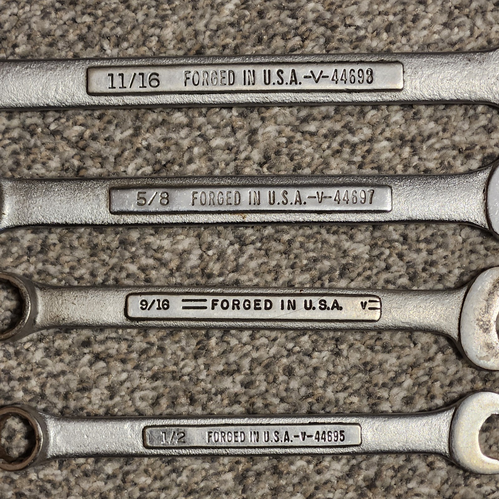 CRAFTSMAN USA Combination End Wrench Lot. SAE. 12 V Series Wrenches 1/4 to 15/16