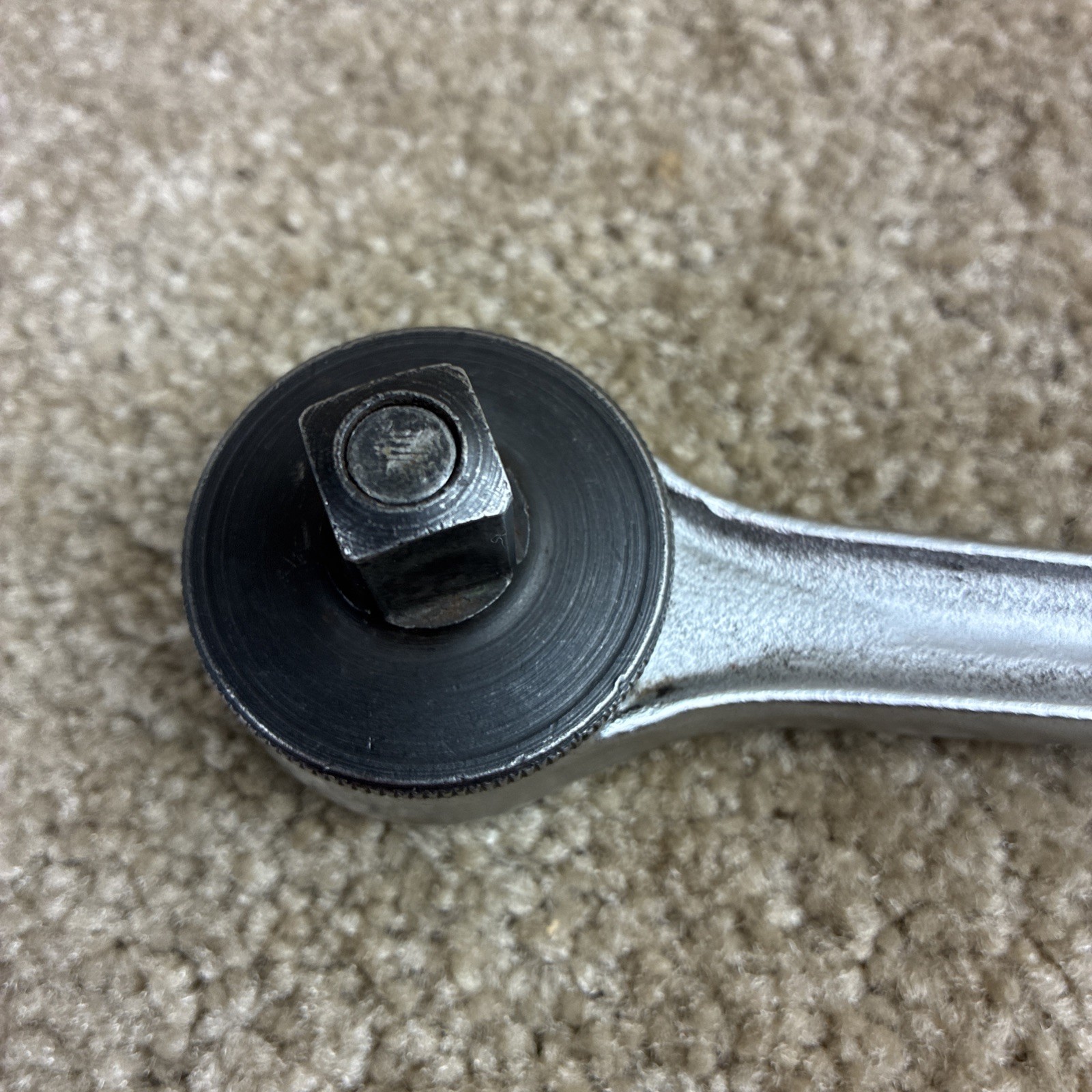 Craftsman Thumbwheel Fine Tooth Ratchet Set 3/8 & 1/2” Drive Good Condition